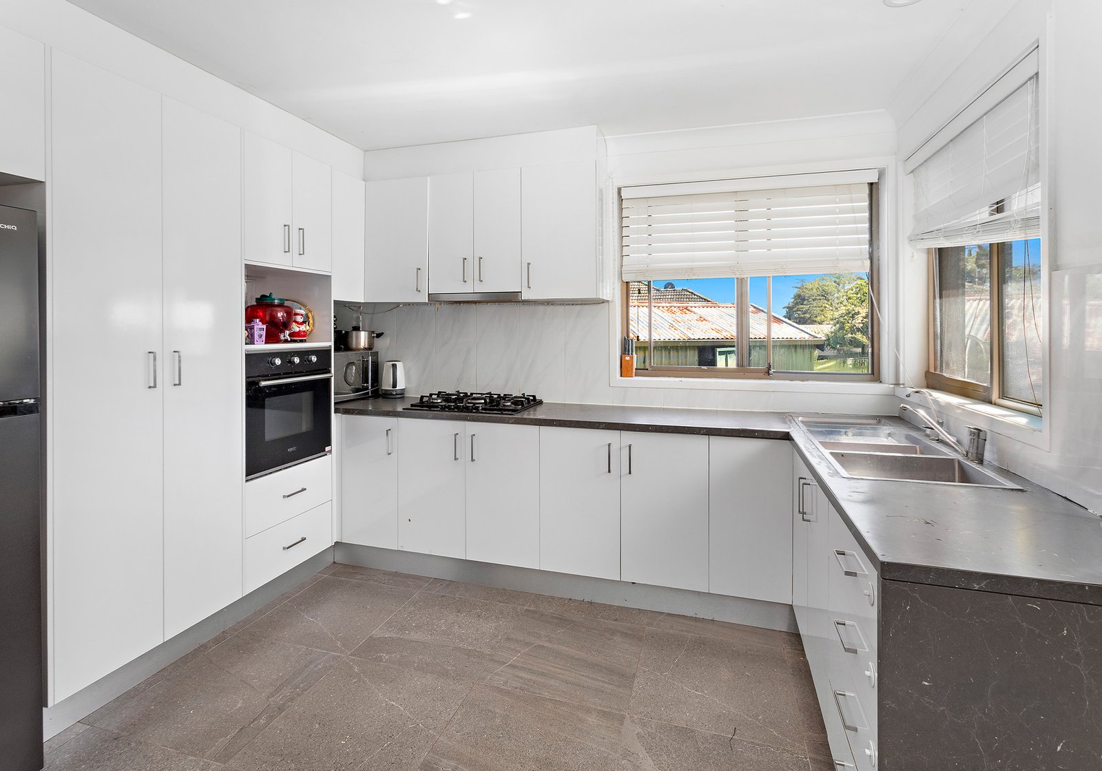 36 Nolan Street BERKELEY 6