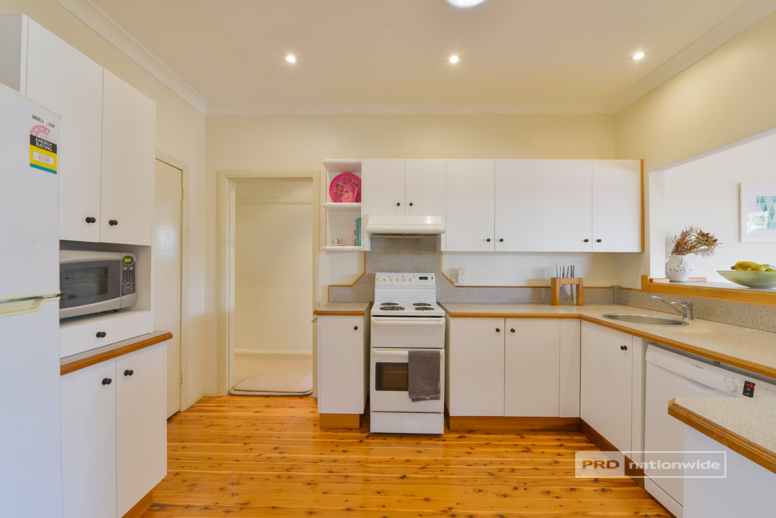 36 North Street TAMWORTH 9