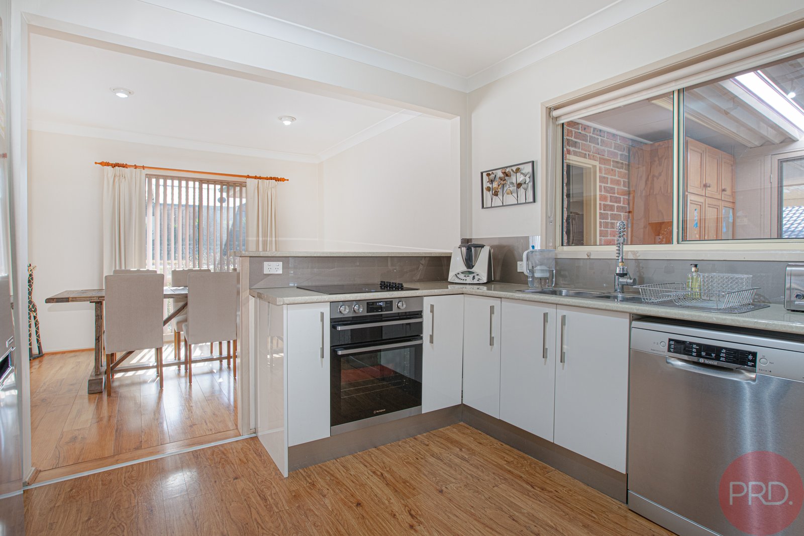 36 Pacific Crescent ASHTONFIELD 7