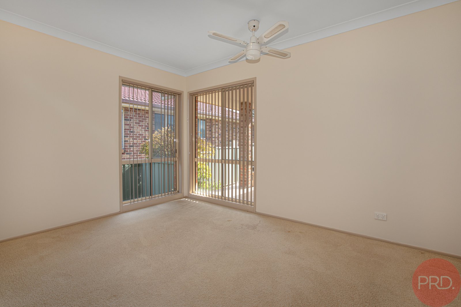 36 Pacific Crescent ASHTONFIELD 12