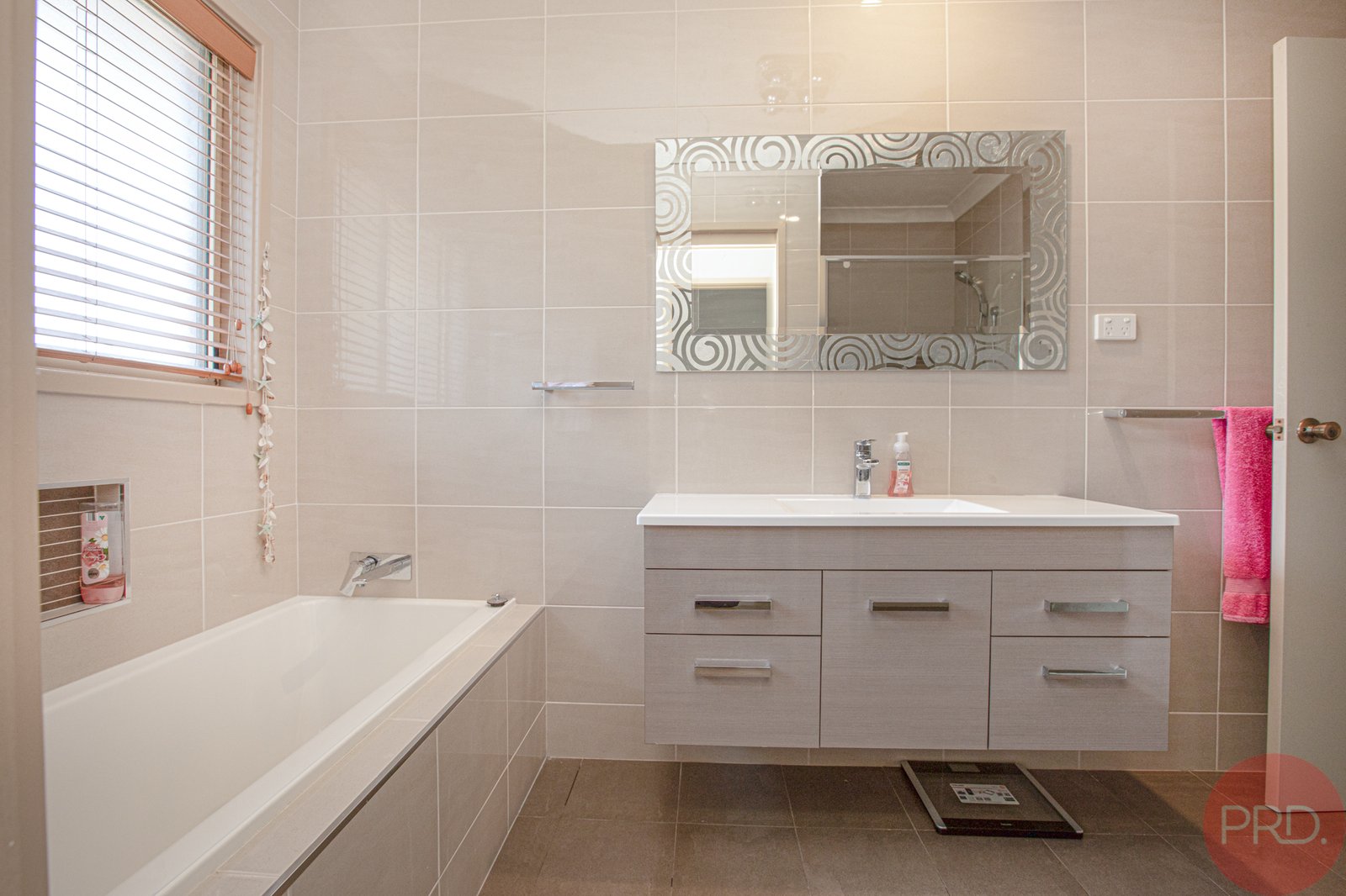 36 Pacific Crescent ASHTONFIELD 14