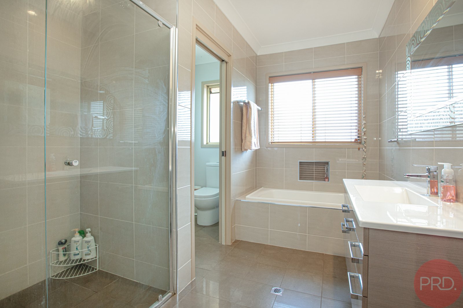 36 Pacific Crescent ASHTONFIELD 15