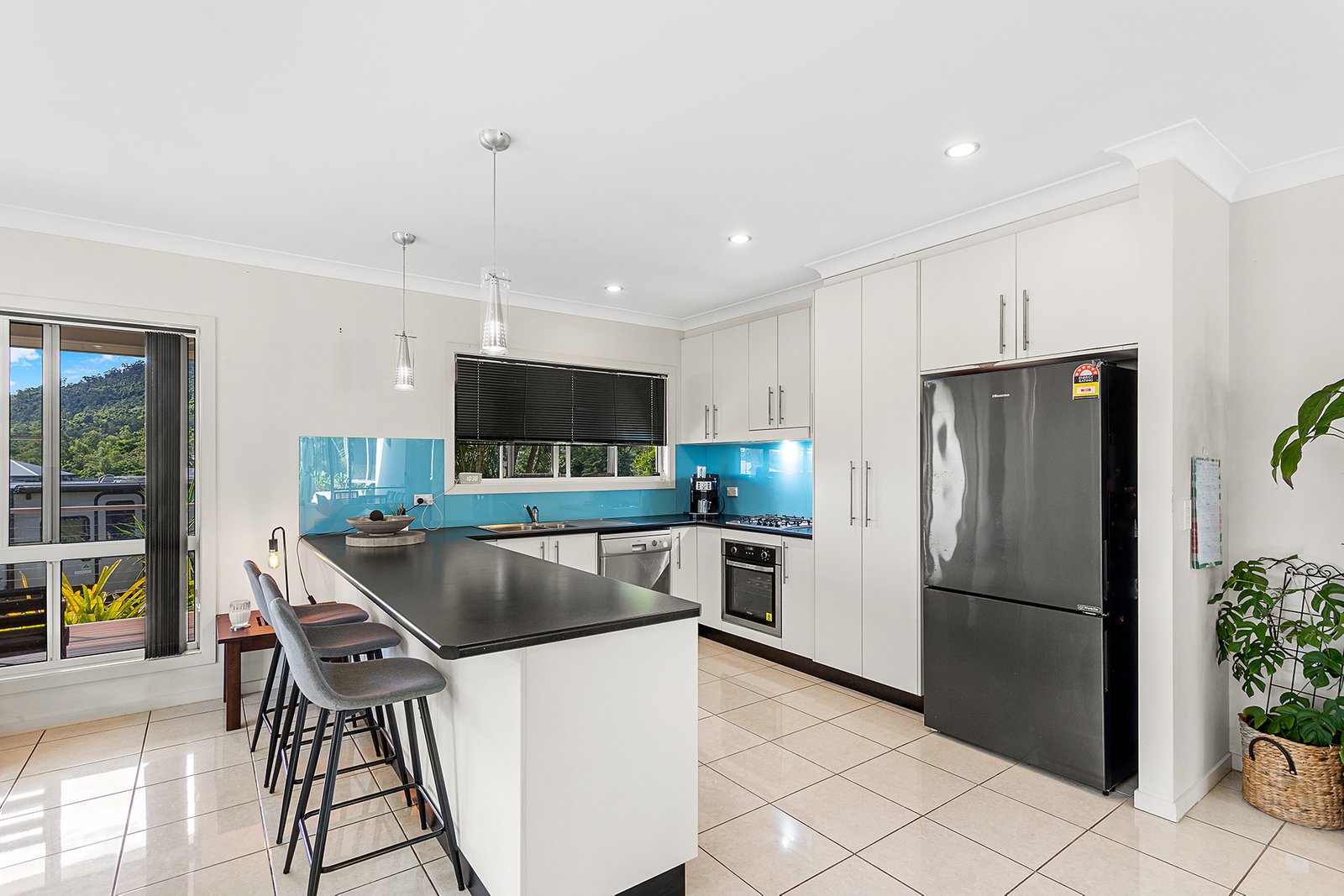 36 Parker Road CANNONVALE 5