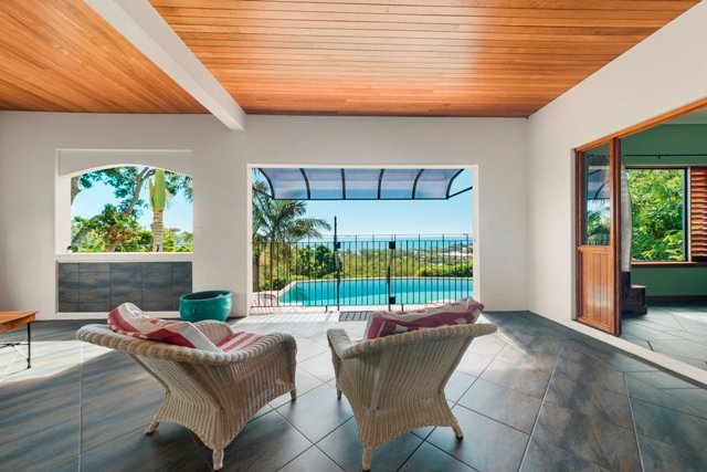 36 Parkwood Terrace CANNONVALE 4