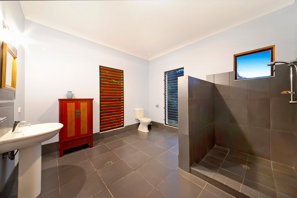 36 Parkwood Terrace CANNONVALE 18