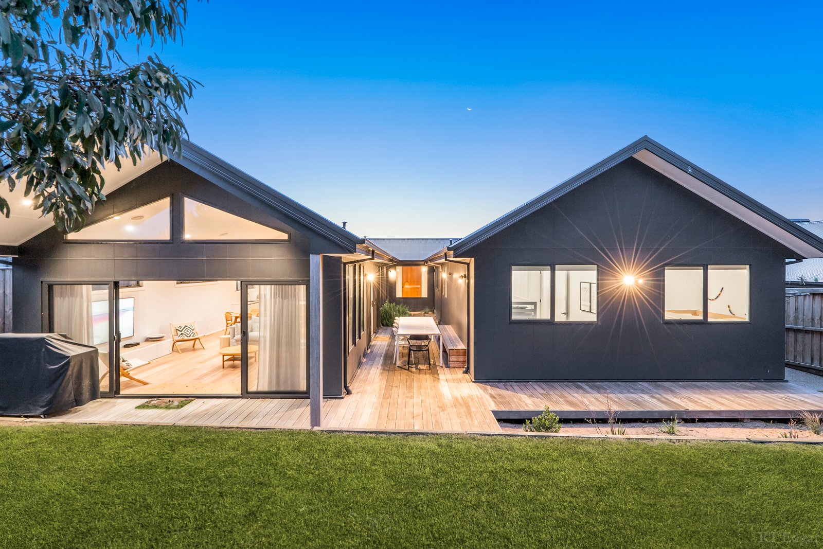 Real Estate and Property in 36 Phelan Street, Point Lonsdale, VIC