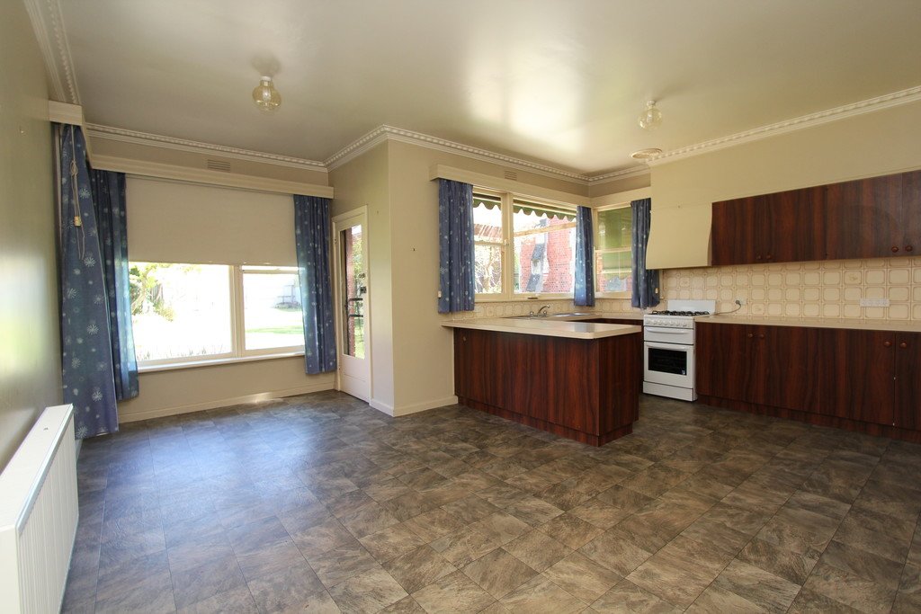 36 Pleasant Street South NEWINGTON 10