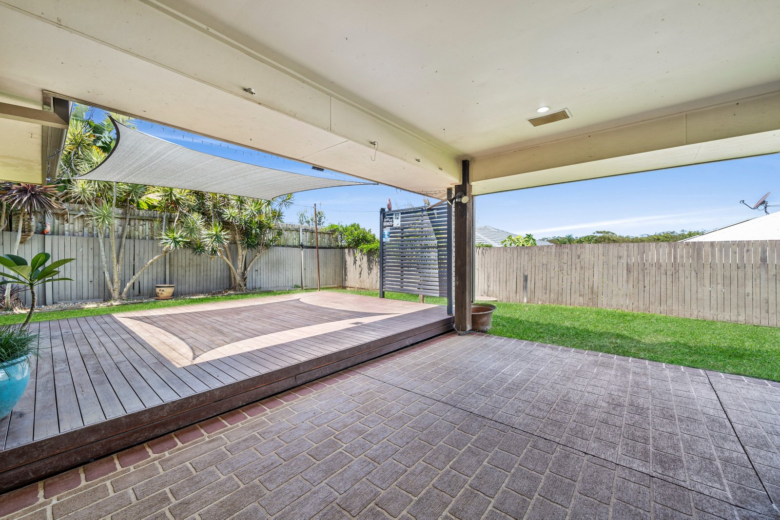 36 PORTLAND Parade REDLAND BAY 8