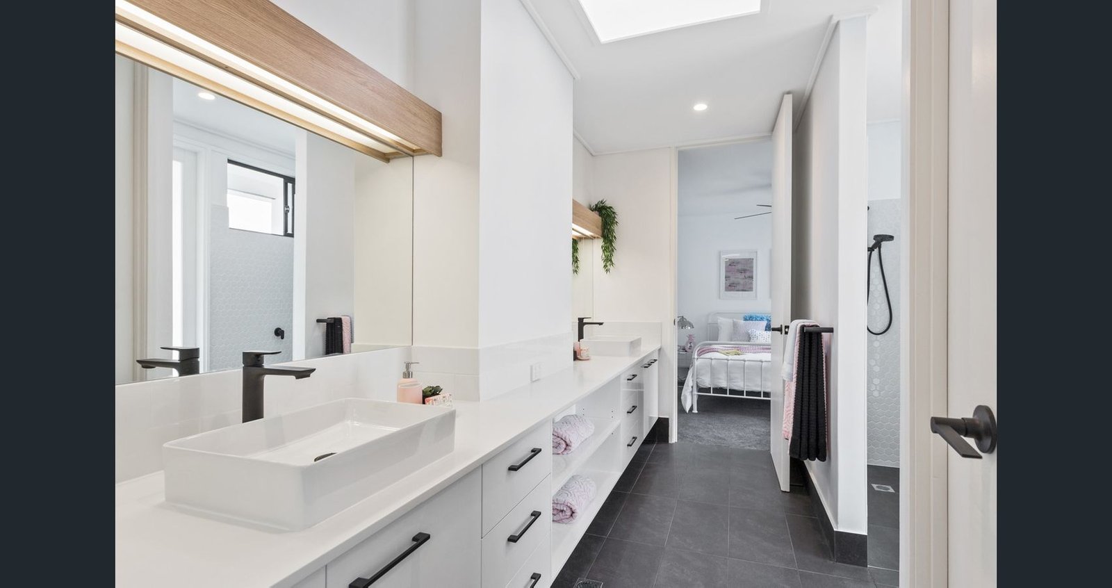 36 Reed Street ASHMORE 9