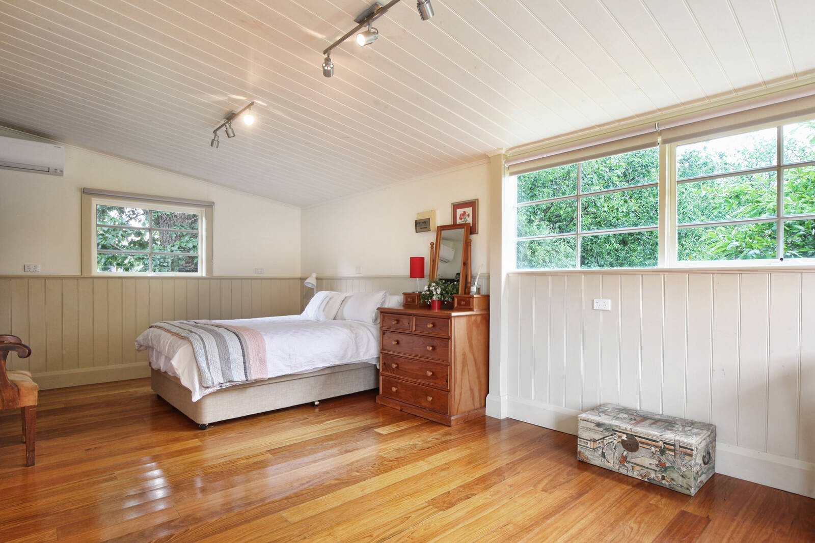 Real Estate and Property in 36 Reservoir Road, Lauriston, VIC