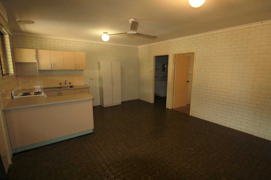 3/6 Robinson Street BROOME 13