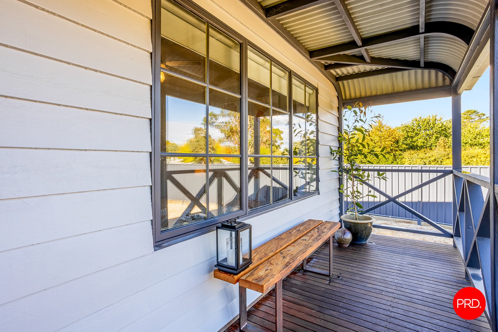 36 Roderick Street TARADALE 2