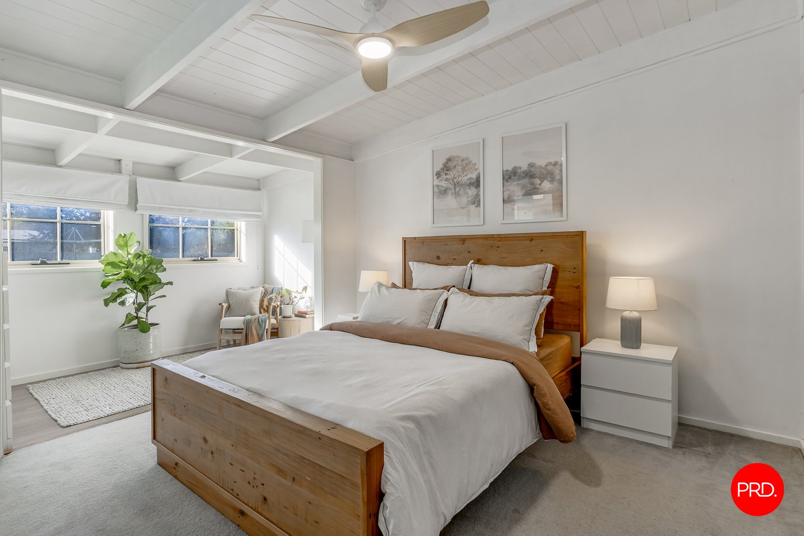 36 Roderick Street TARADALE 9