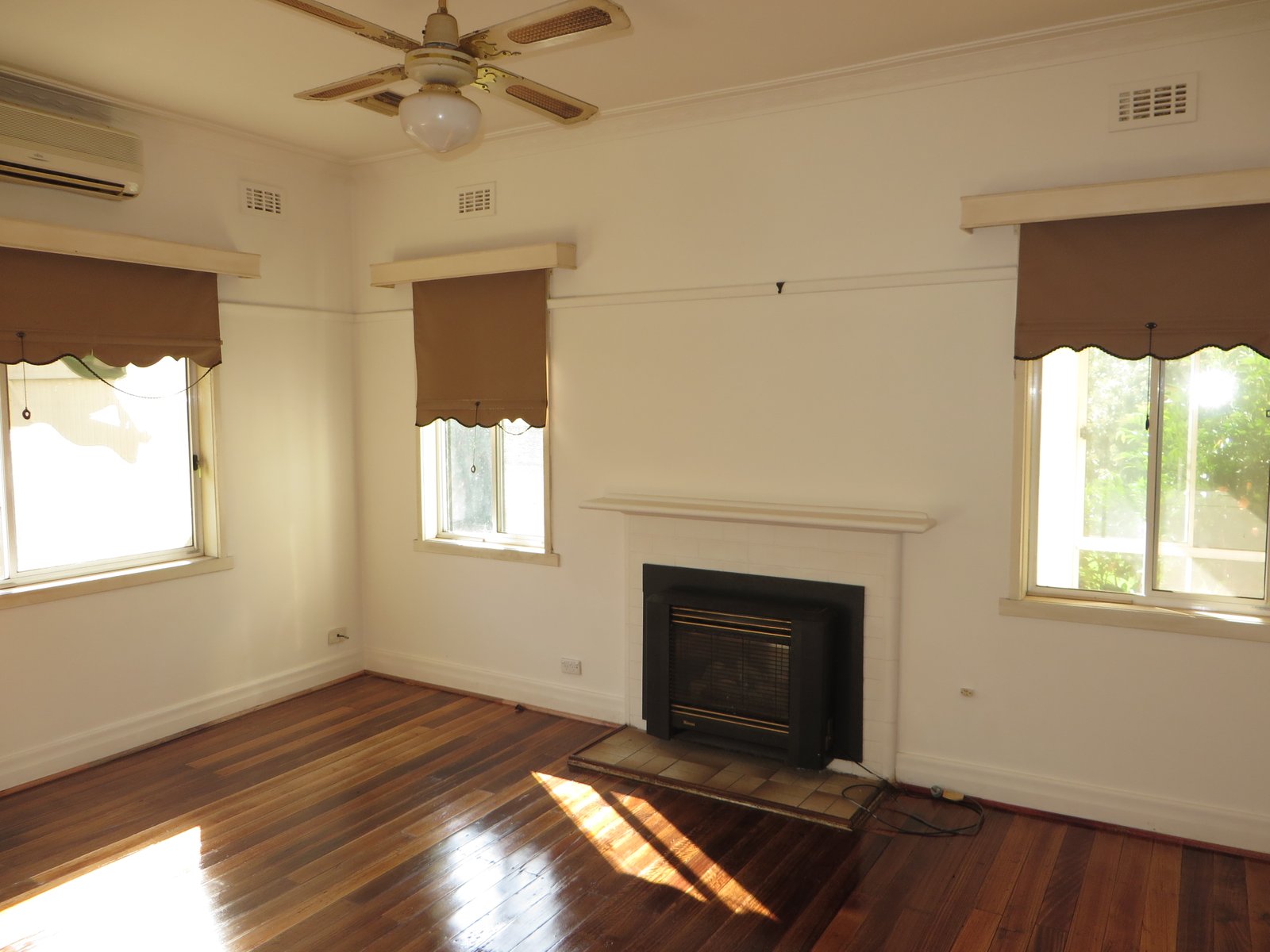 Gallery: 36 Royalty Avenue