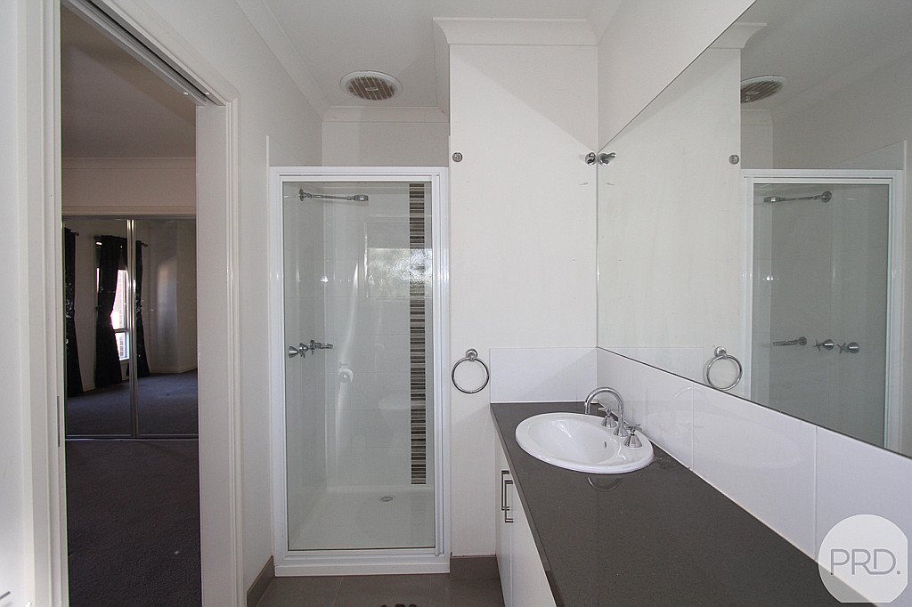 3/6 Sainsbury Court MOUNT CLEAR 9