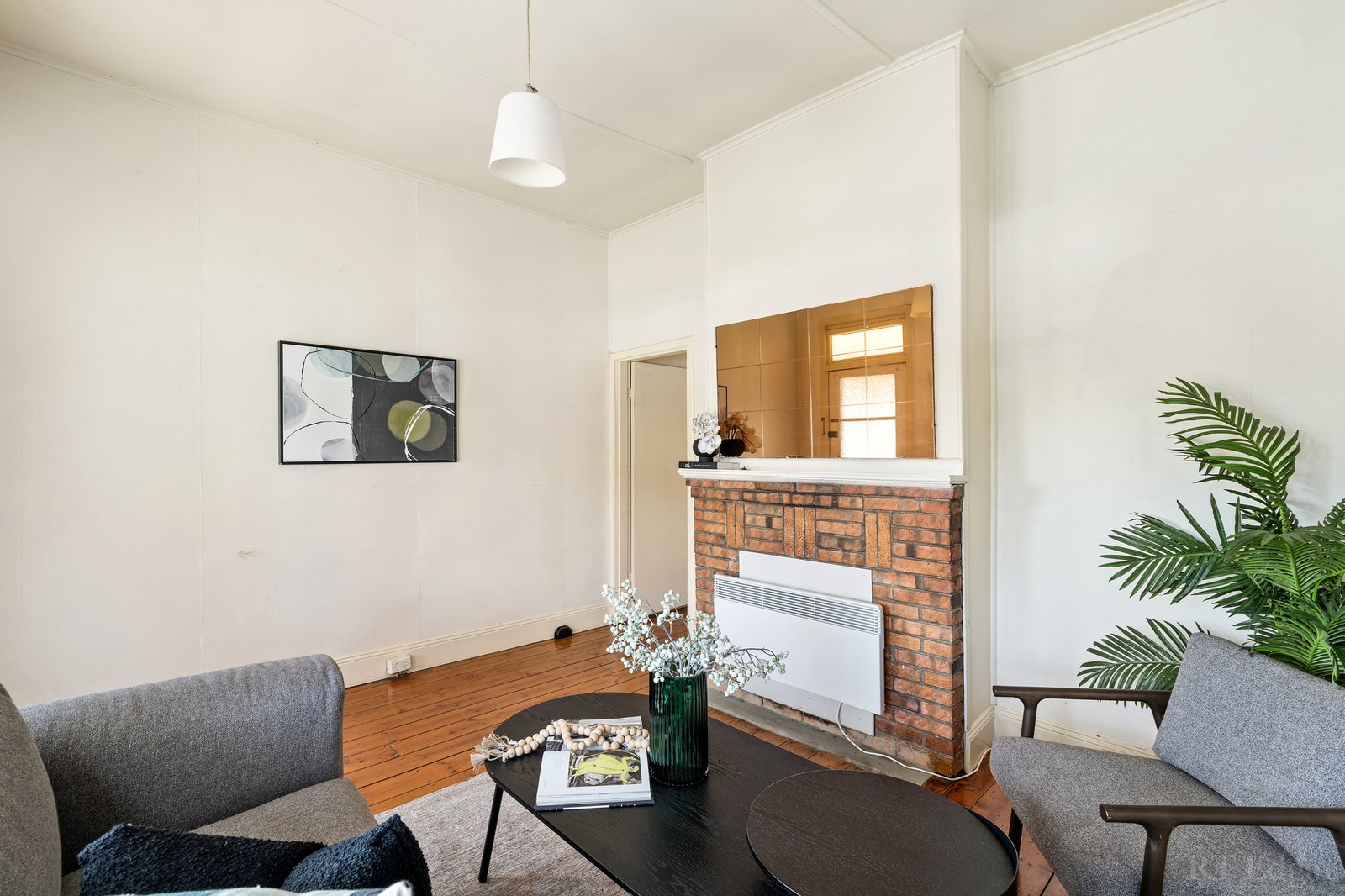 Real Estate and Property in 36 Salisbury Grove, Northcote, VIC