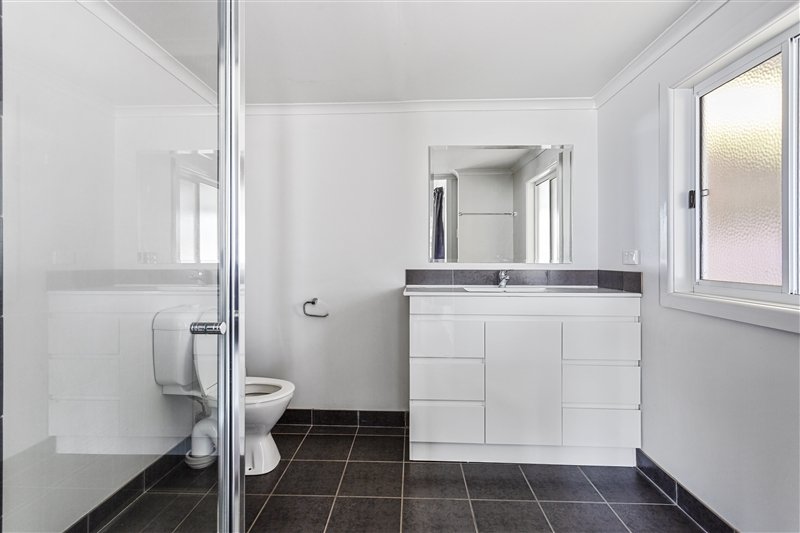 36 Somerville Street FLORA HILL 7