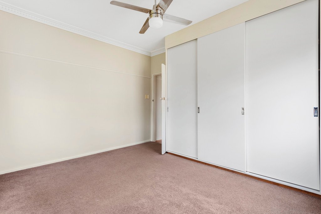 36 Somerville Street FLORA HILL 9