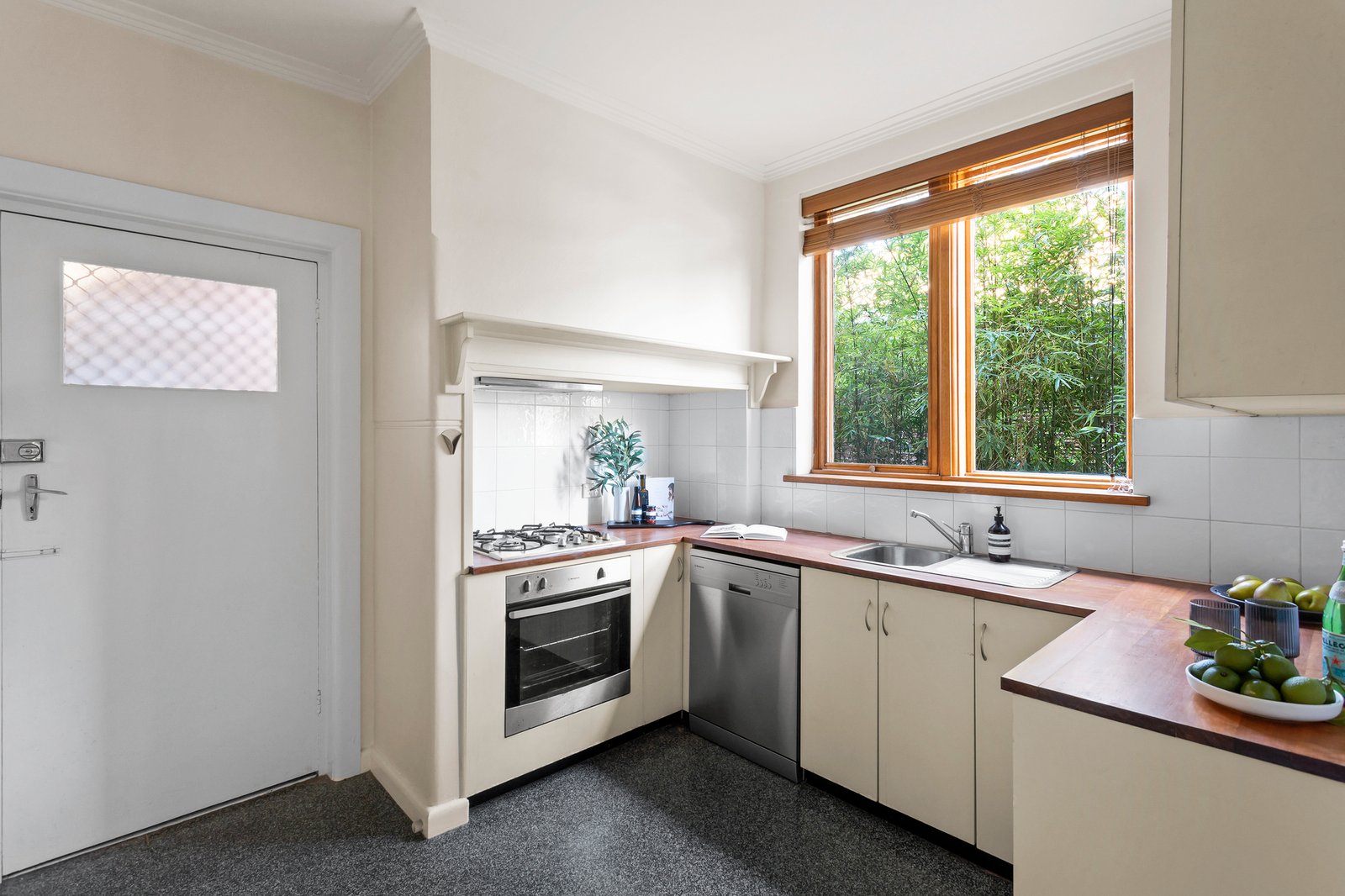 Real Estate and Property in 3/6 Southey Street, Elwood, VIC