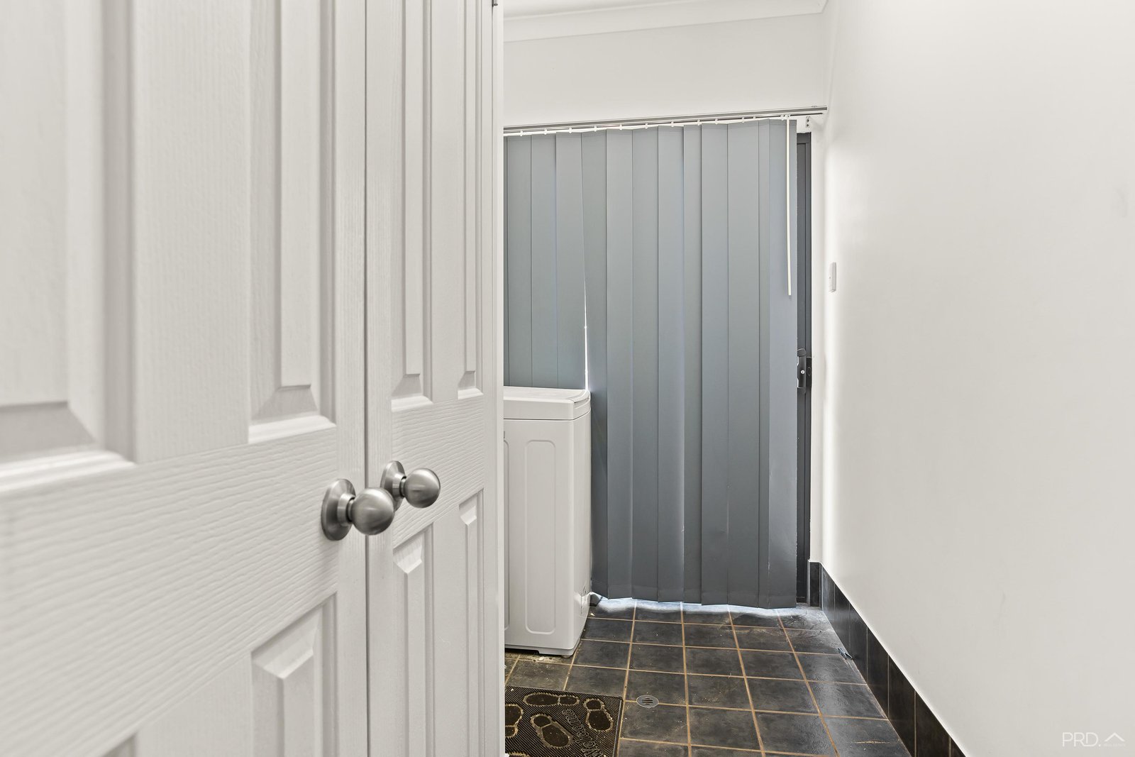 36 Spoonbill Avenue DJUGUN 21