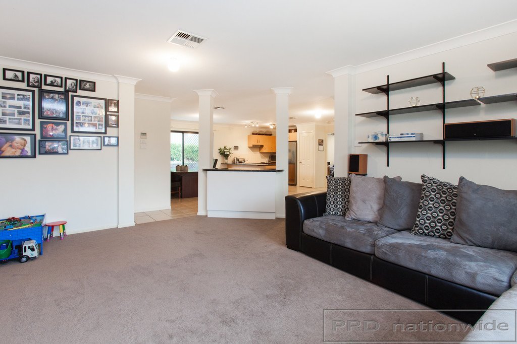 36 Squadron Cres  RUTHERFORD 3