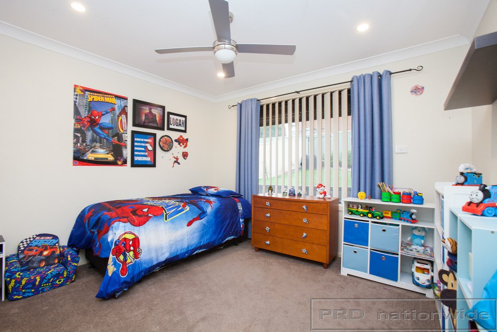36 Squadron Cres  RUTHERFORD 12