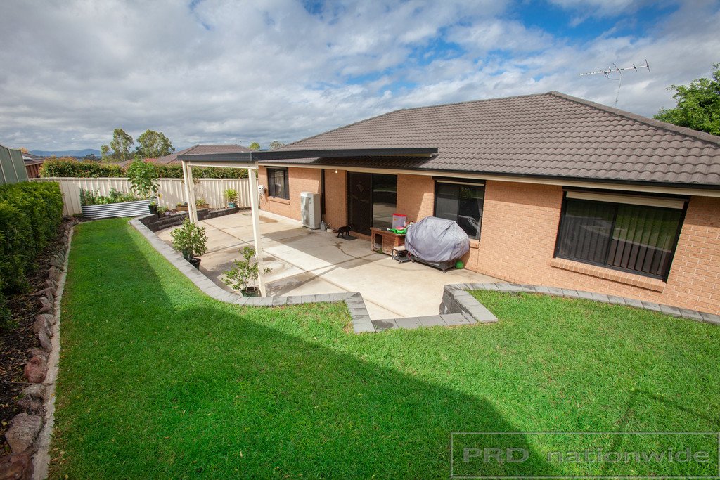 36 Squadron Cres  RUTHERFORD 17