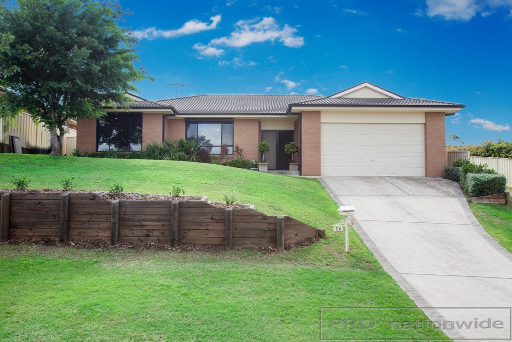 36 Squadron Cres  RUTHERFORD 19