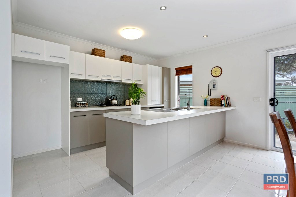 36 St James Wood Drive NORTH BENDIGO 9