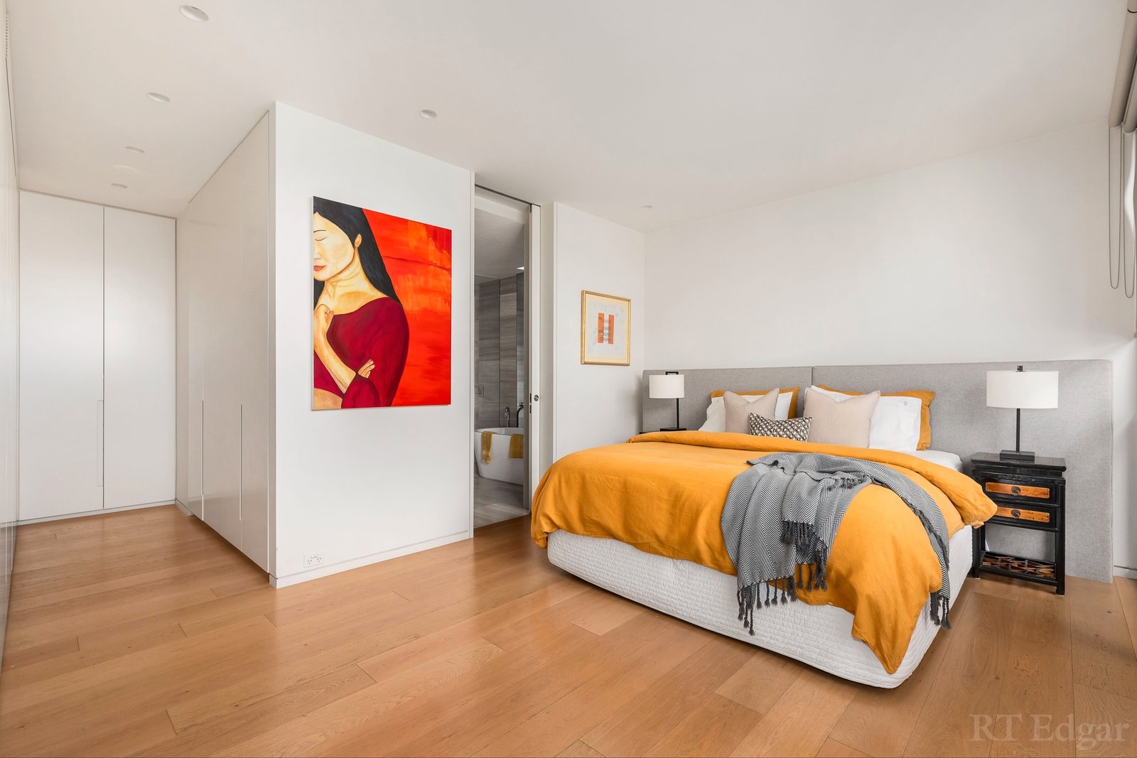 Real Estate and Property in 3/6 St Johns Lane, Toorak, VIC