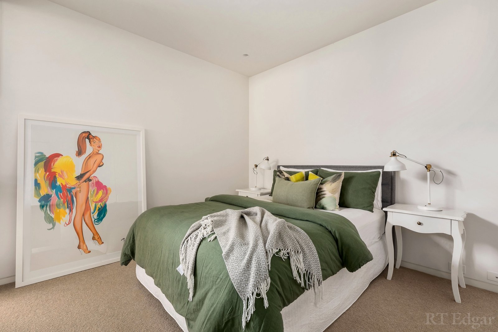 Real Estate and Property in 3/6 St Johns Lane, Toorak, VIC