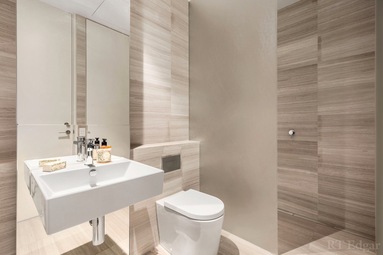 Real Estate and Property in 3/6 St Johns Lane, Toorak, VIC