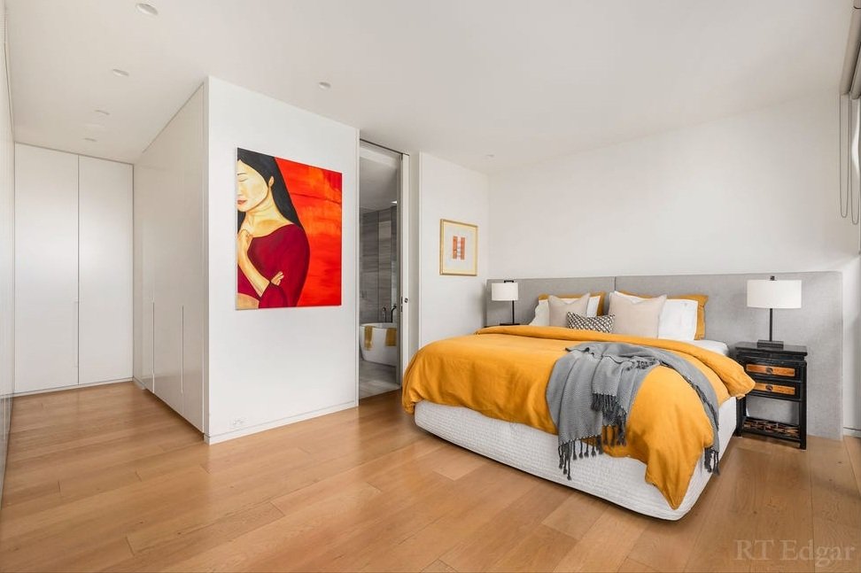 Real Estate and Property in 3/6 St Johns Lane , Toorak, VIC