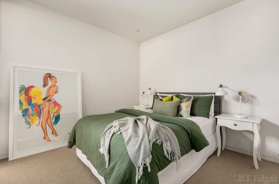 Real Estate and Property in 3/6 St Johns Lane , Toorak, VIC