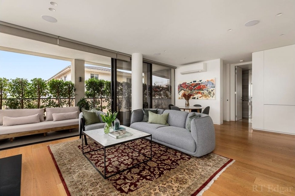 Real Estate and Property in 3/6 St Johns Lane , Toorak, VIC