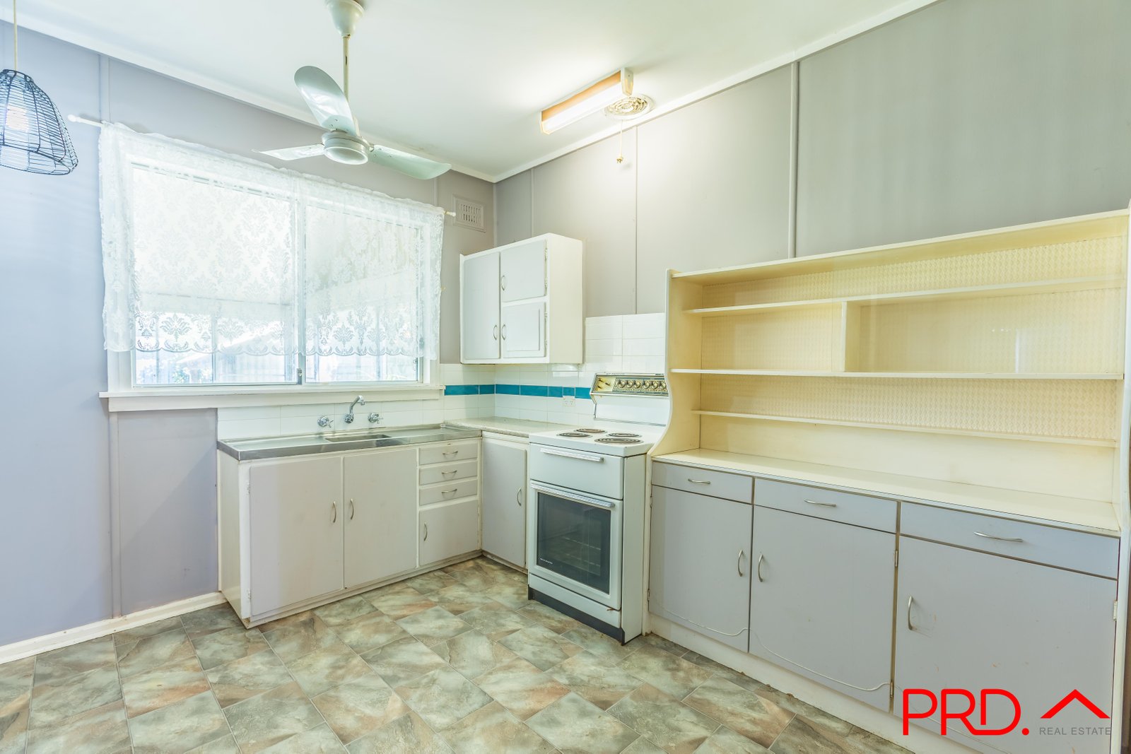 36 Stewart Avenue TAMWORTH 5