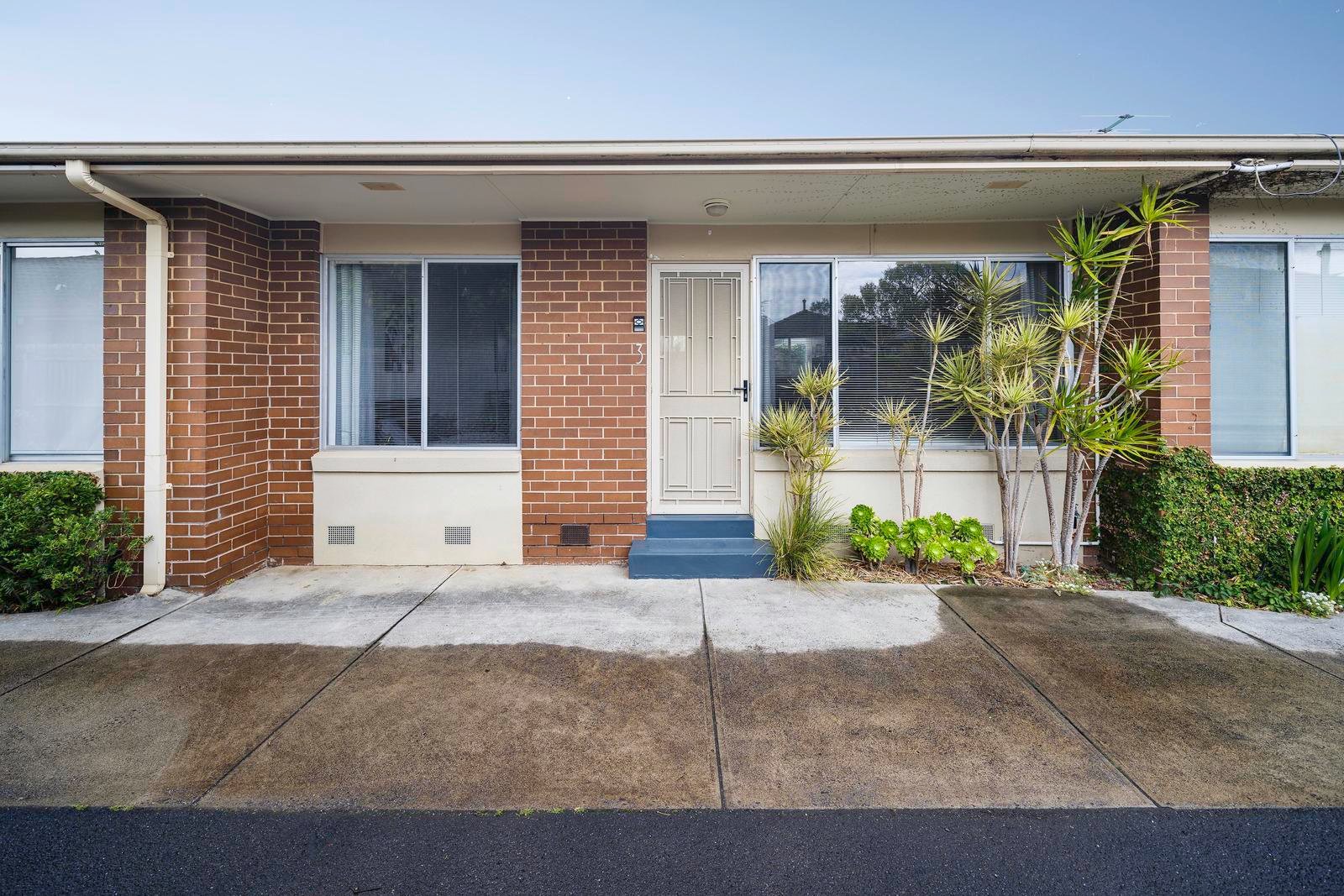 3/6 Storey Road, Reservoir VIC 3073