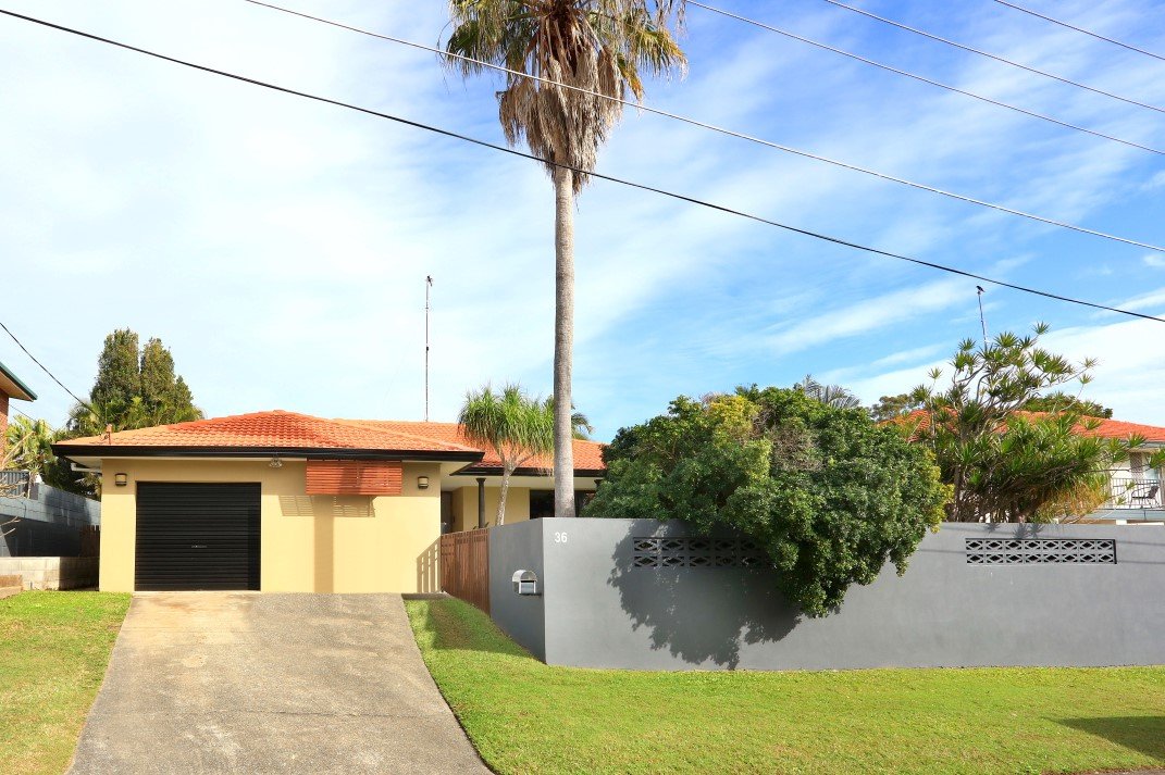 36 Tecoma Street SOUTHPORT 24