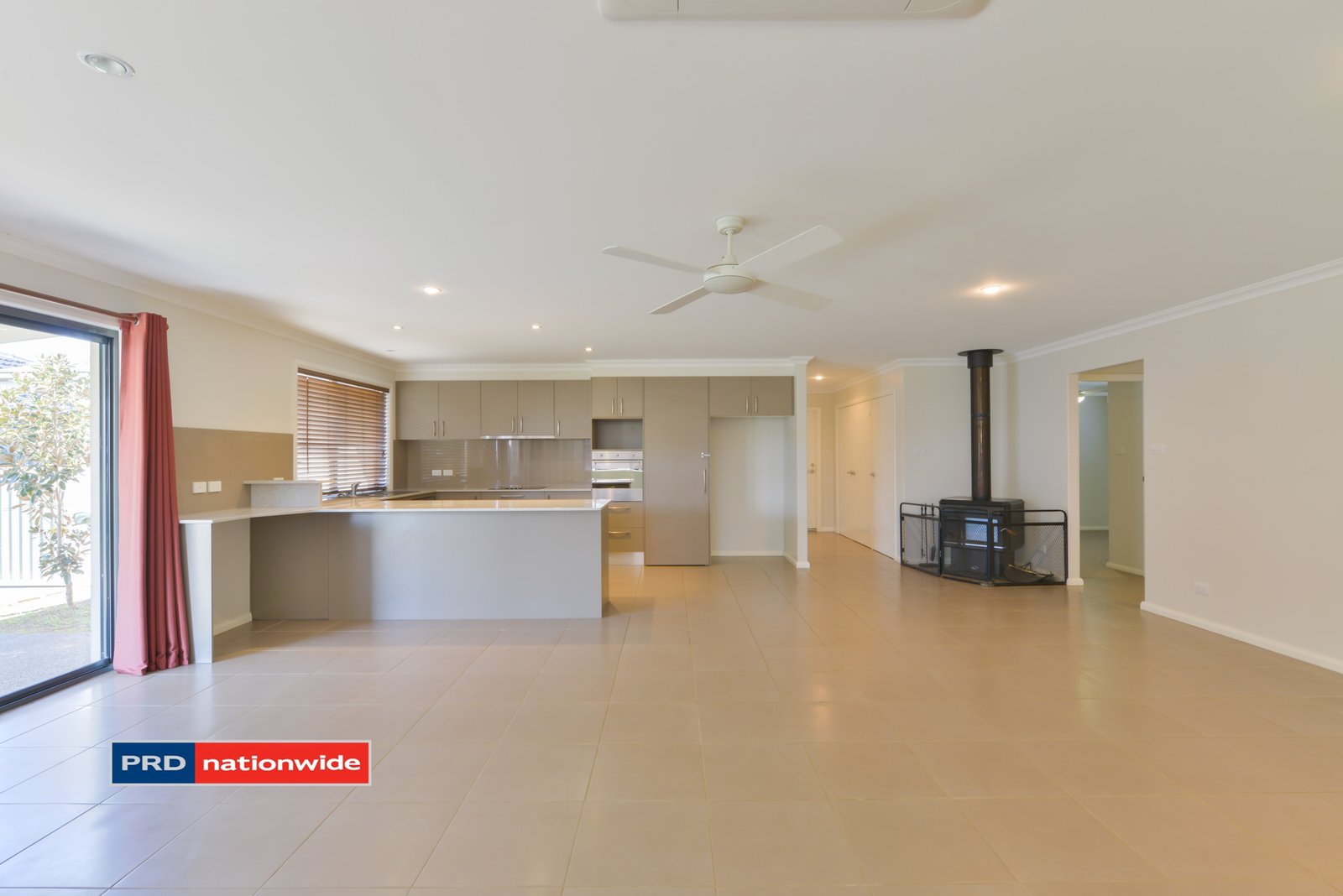 36 The Heights TAMWORTH 5