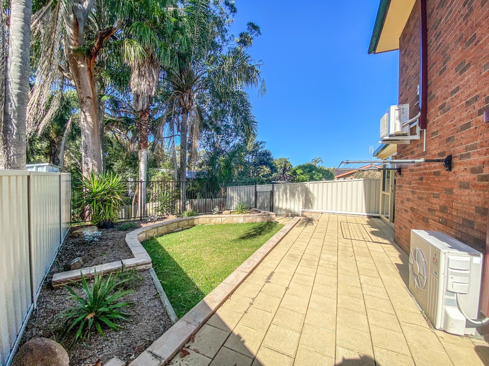 3/6 The Jib  SALAMANDER BAY 15