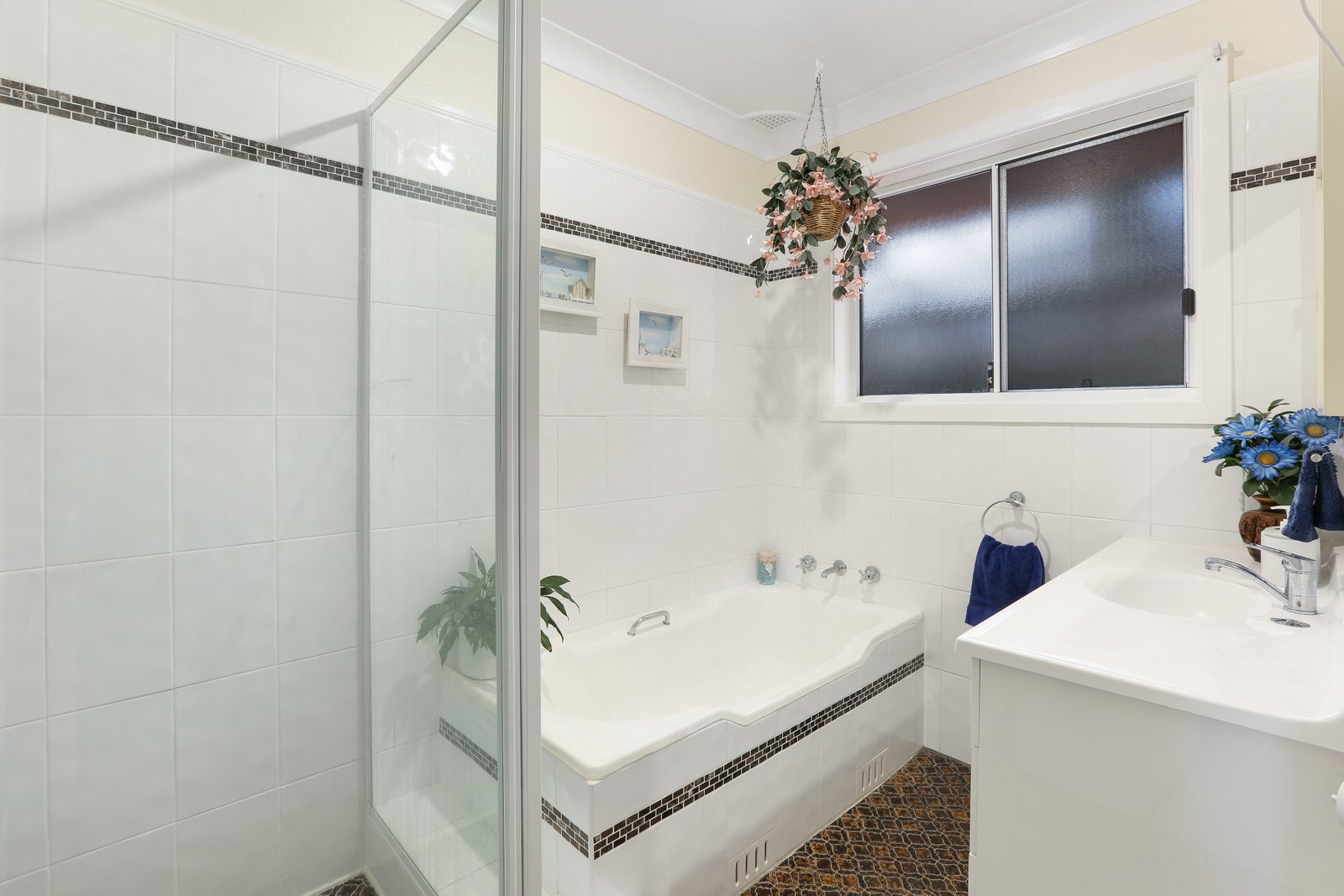 36 Thirroul Road KANAHOOKA 6