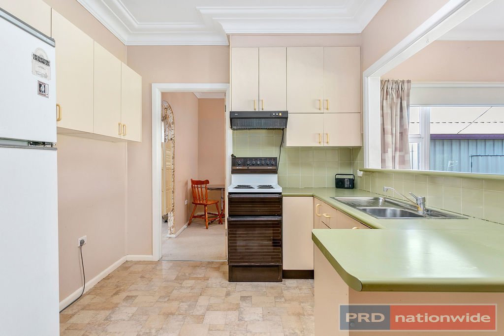 36 Traynor Avenue KOGARAH 3