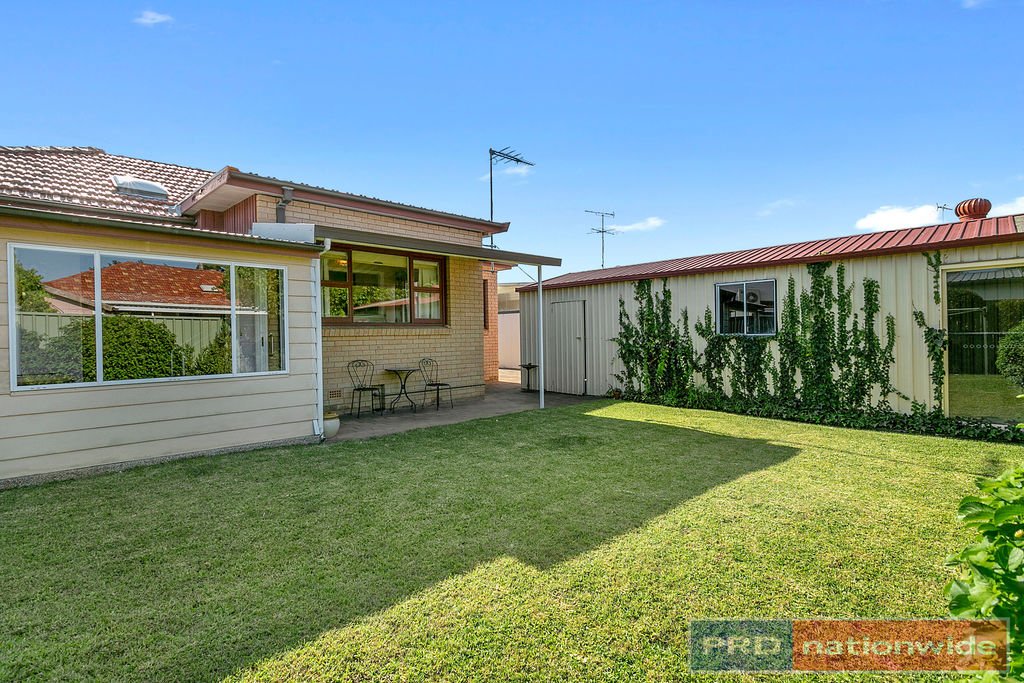 36 Traynor Avenue KOGARAH 8