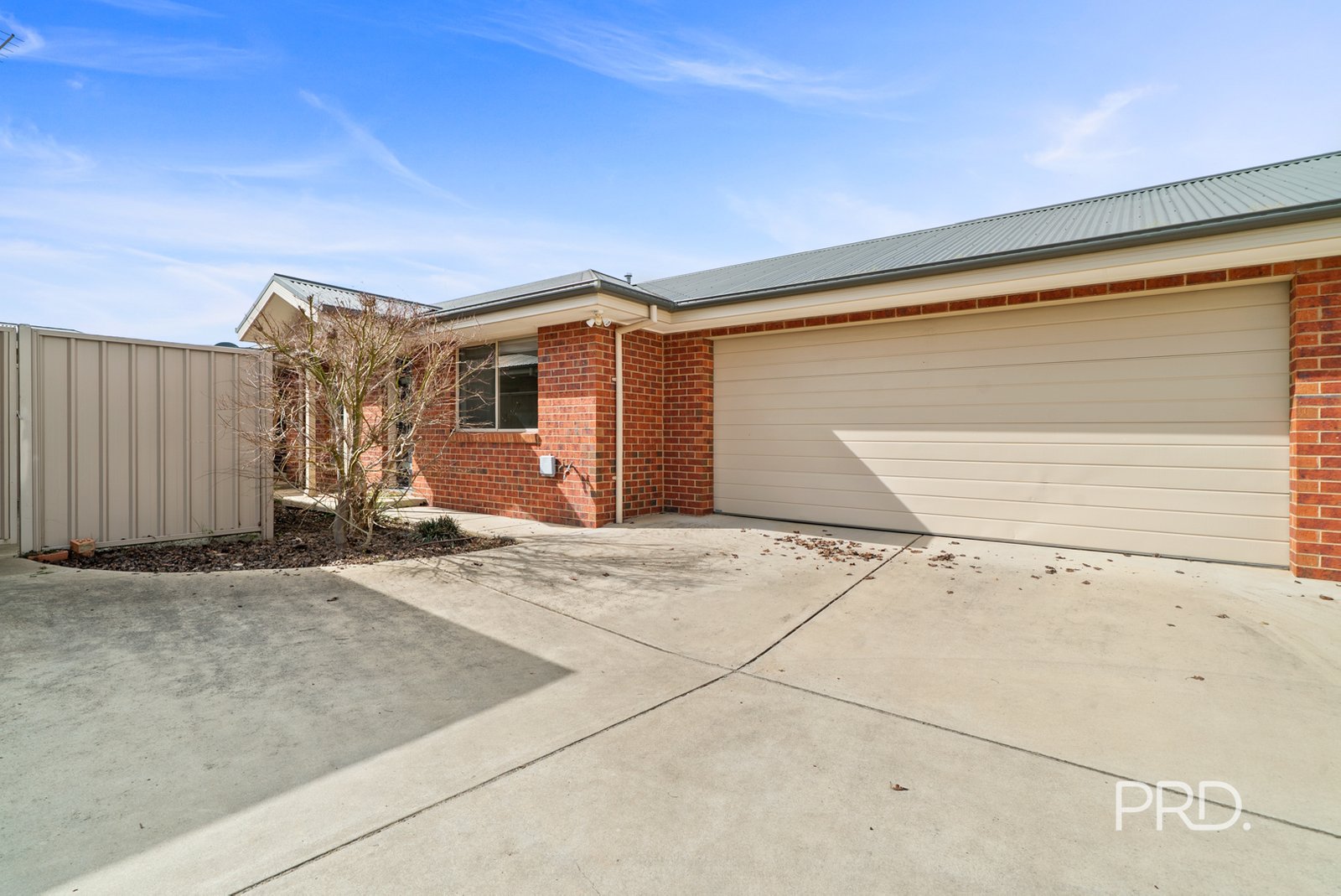 3/6 Trumper Street BOOROOMA 1