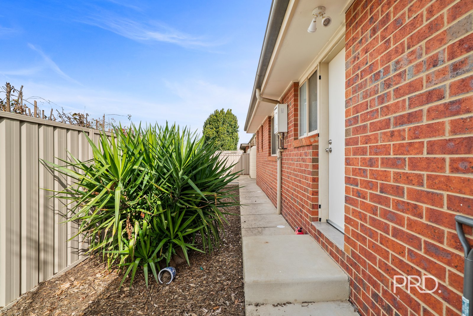 3/6 Trumper Street BOOROOMA 13