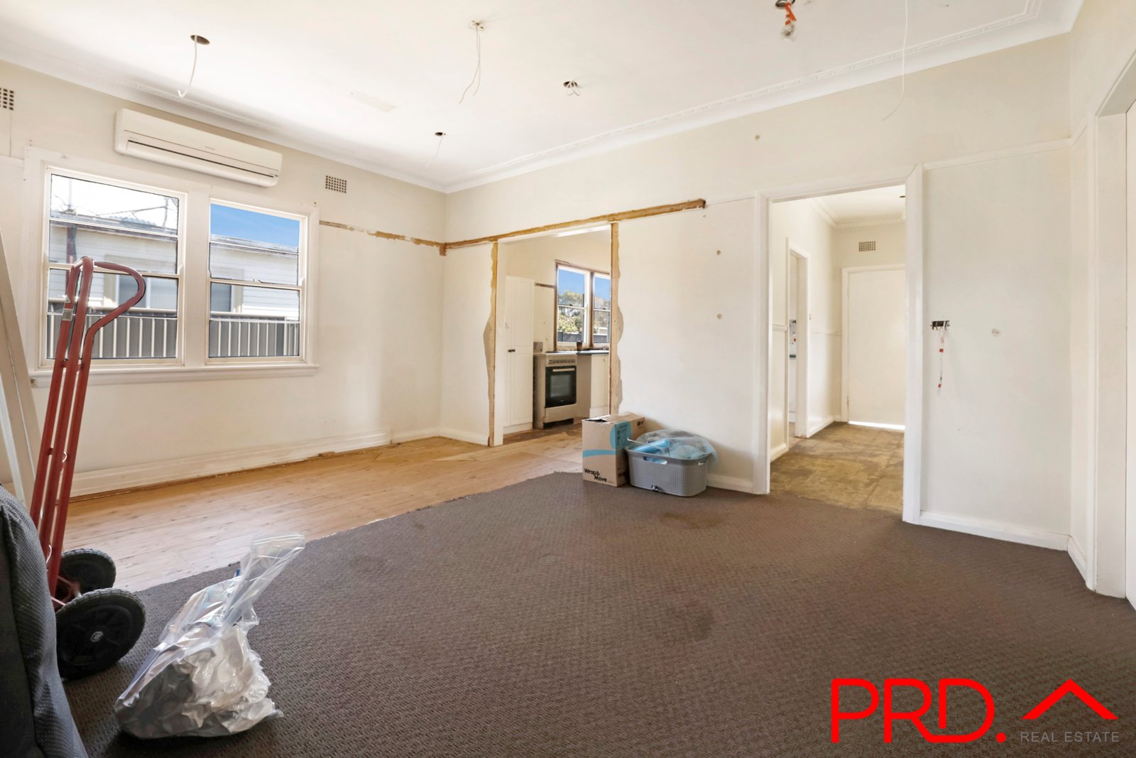 36 Vera Street TAMWORTH 7