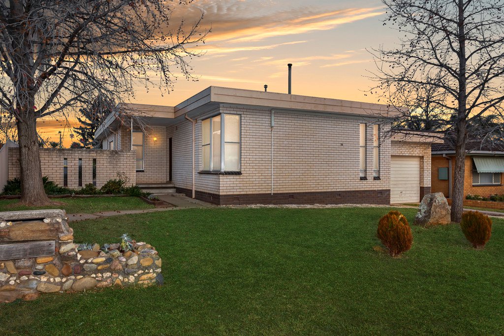36 Walteela Avenue MOUNT AUSTIN 1
