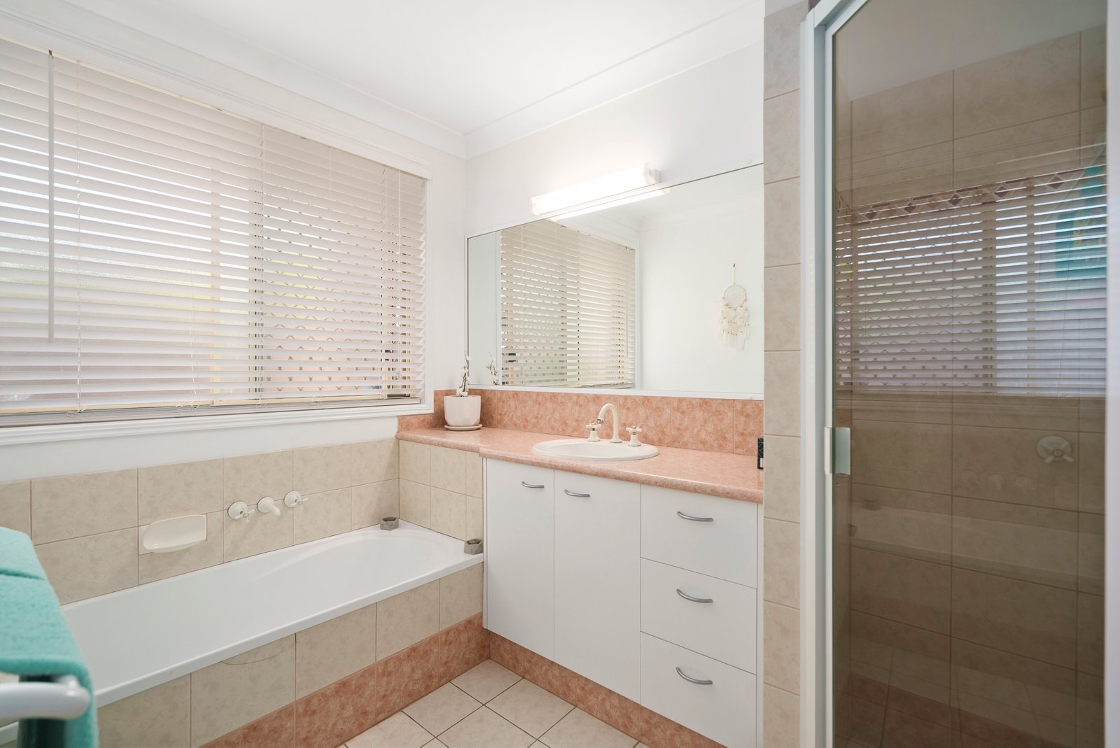 36 Water Gum Street ELANORA 14