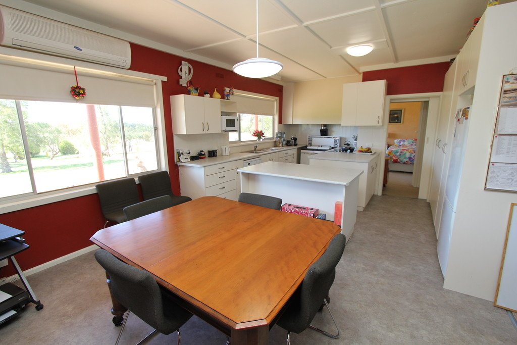 36 Wattle Flat Road WATTLE FLAT 3