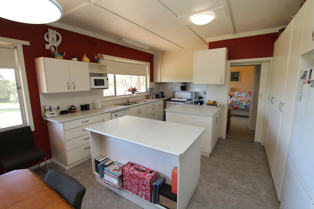 36 Wattle Flat Road WATTLE FLAT 5